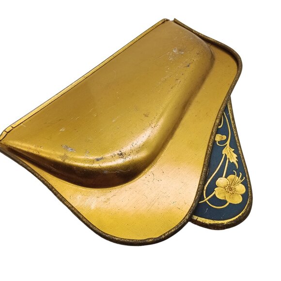 Antique Crumb Catcher and Scraper Silent Butler, Gold Tone with Art Nouveau V - Picture 3 of 3